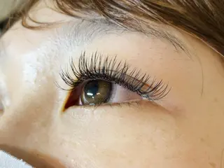 マツエク・マツパ まつ毛、毛穴ケア 専門サロンPlumeのマツエク・マツパデザイン