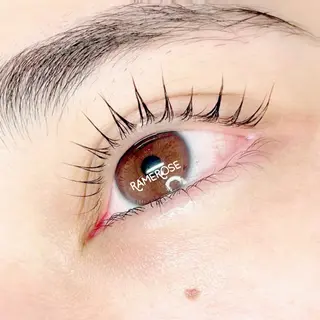 マツエク・マツパ アイラッシュサロン ラメローズのマツエク・マツパデザイン