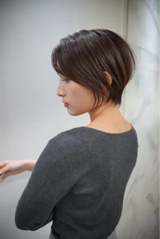 ショート 透明感カラー/伊藤 陸/soigneのヘアスタイル