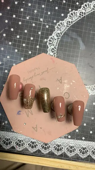 ネイル U·Mi nail salon所属・U·Mi 上野御徒町容のネイルデザイン