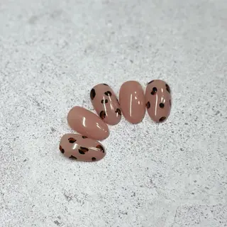 ネイル Nabi所属・Nabi 進藤彩の眉毛・アイブロウイメージ