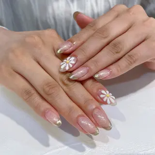 ネイル 鈴木 里奈のネイルデザイン