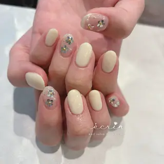 ネイル ecrin エクラン Haruka🌼のネイルデザイン