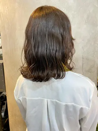 ミディアム カラー ヘアアレンジ 切りっぱなしボブ/ デザインカラー店長のヘアスタイル