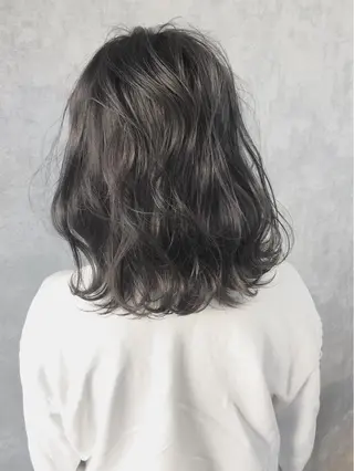 ミディアム カラー レイヤーカット BLend 渋谷のヘアスタイル