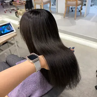 セミロング カラー ななみ.⋆𝜗𝜚 艶カラー/まつパのヘアスタイル