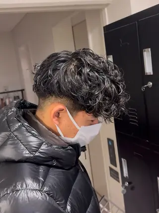 パーマ メンズ 心斎橋ハイトーン特化 midori🍀のヘアスタイル