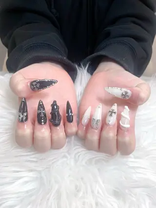 ネイル ミン ゴテゴテネイルのネイルデザイン