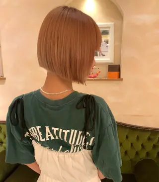 ショート カラー 青山 莉奈のヘアスタイル
