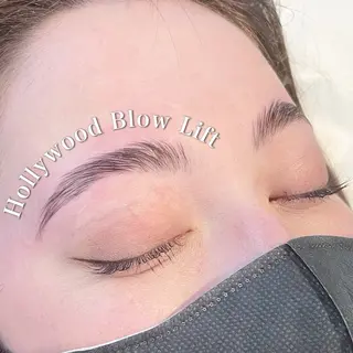 アイブロウ REVE所属・REVE美容室 REVEマツエクのヘアスタイル