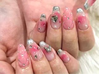 ネイル エムスラッシュセンター南sol所属・kano🫧 指名No.1💫のネイルデザイン