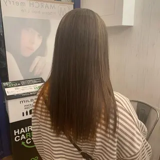 ロング カラー march merryのヘアスタイル