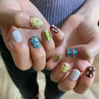 ネイル Amber21.所属・Nagahama Akariのネイルデザイン