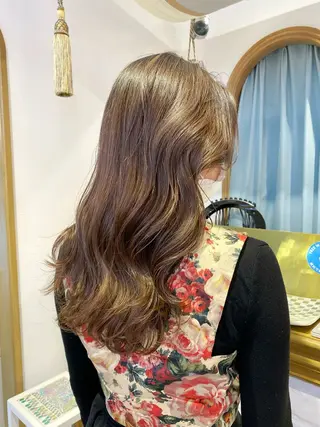 ロング カラー レイヤーカット /透明感カラー西田のヘアスタイル