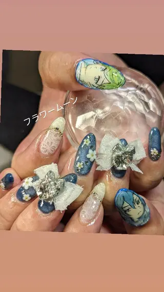 ネイル フラワー ムーンのネイルデザイン