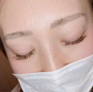 マツエク・マツパ 1ヶ月後も半分残る 高持続LEDエクステのマツエク・マツパデザイン