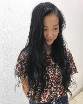 ロング カラー ウエモト タク ショート/レイヤーのヘアスタイル