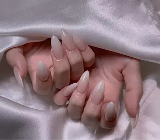 ネイル M2ネイルサロン【長さ出し&フィルイン導入店】所属・長さ出し専門店 RIRIのネイルデザイン