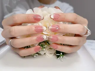 ネイル Hana  NAIL所属・新宿YISInail スカルプ専門店のネイルデザイン