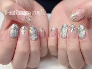ネイル Nail •Head スパFortunaのネイルデザイン
