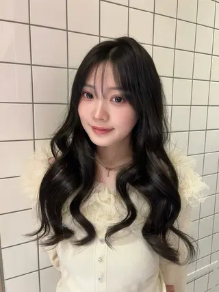 ロング Minami🤍ྀི 髪質改善／新宿／のヘアスタイル