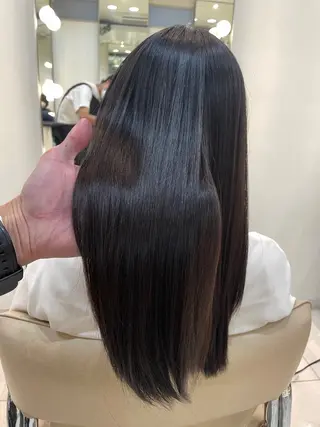 ロング salowin suite 柏所属・髪質改善特化 専門美容師オクダ♂のヘアスタイル