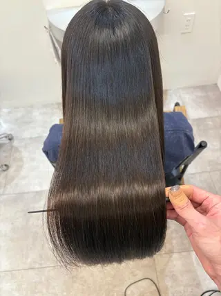 ロング Defi【ディフィー】所属・Defi【梅田】 Hinataのヘアスタイル