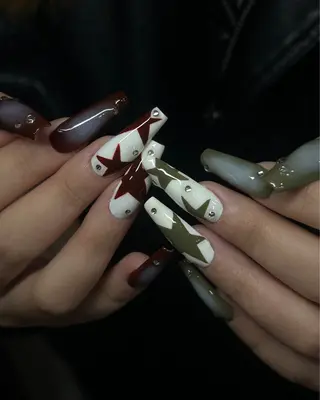 ネイル Haluca 長さ出し🍀のネイルデザイン