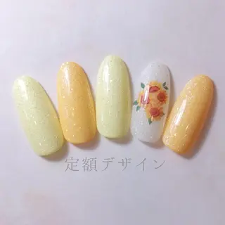 ネイル 柴田 彩のネイルデザイン