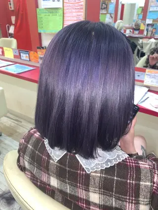 ミディアム カラー ヘアアレンジ 今村公介 ブリーチ特化、派手髪のヘアスタイル