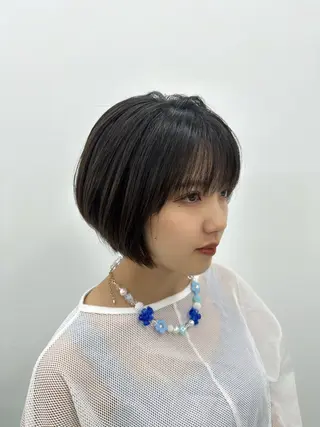 ショート ブリーチなし/レイヤ ー特化🌈Tommyのヘアスタイル