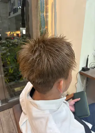 カラー メンズ WEST OLAND 黒坂佳乃のヘアスタイル