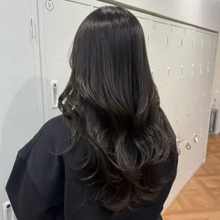 ロング カラー ヘアアレンジ キヨミ 韓国レイヤーカットのヘアスタイル