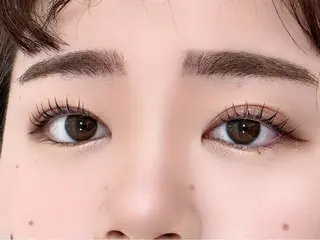 マツエク・マツパ Fiara 四条烏丸店所属・Fiara四条烏丸店 三浦やすみんのマツエク・マツパデザイン