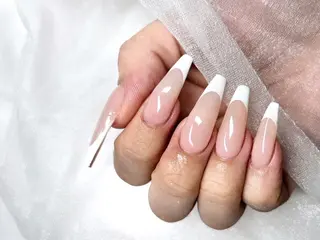 ネイル Roi〈ロワ〉 Rinneのネイルデザイン