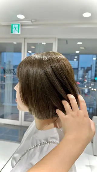 カラー 藤並 ファニャのヘアスタイル