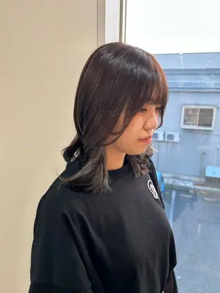 ミディアム LUVISM 神田こころのヘアスタイル