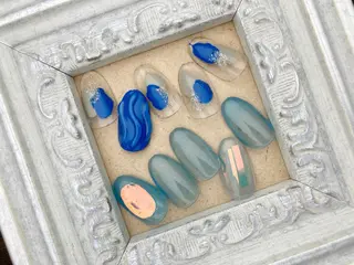 ネイル hair design calm所属・清水 一恵のネイルデザイン