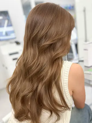 ロング カラー 顔まわりの神様✨ 透明感カラー藤嶋秀幸のヘアスタイル