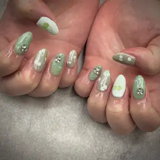 ネイル YAGAWA NAOのネイルデザイン