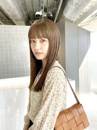 セミロング カラー イサミ カズヒロのヘアスタイル