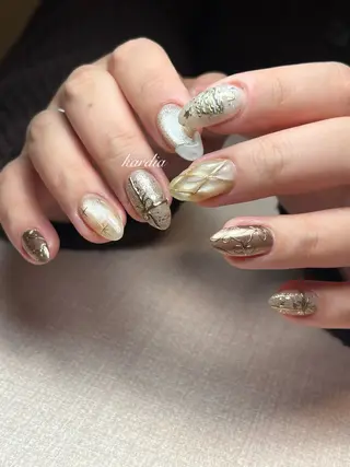 ネイル καρδιά -ｶﾙﾃﾞｨｱ-のネイルデザイン