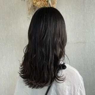 ロング 上田 早恵のヘアスタイル