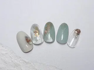 ショート カラー ネイル マツエク・マツパ illum hicariのネイルデザイン