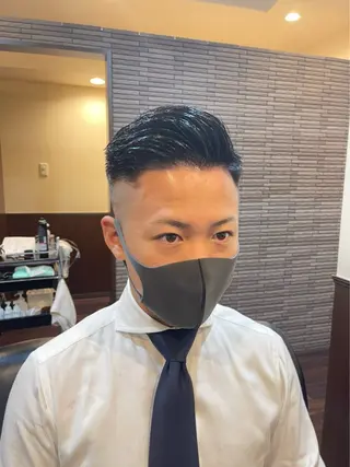 メンズ barbier GRAND GINZA所属・室橋 広人のヘアスタイル