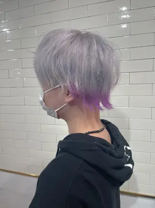 ショート カラー 🦋レイヤーカット ミドリカワ🦋のヘアスタイル