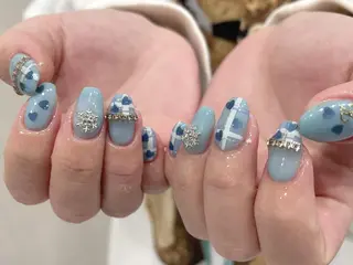 ネイル Shis_🦄shi 韓国風キラキラネイルのネイルデザイン