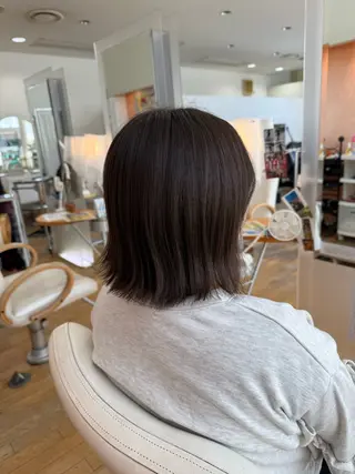 ミディアム 山本 瑠華のヘアスタイル