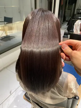 ロング 白髪ぼかし/髪質改善 🌟小山 龍一🌟のヘアスタイル