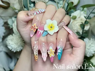 ネイル E.N🦋 長さ出し/持ち込みのネイルデザイン